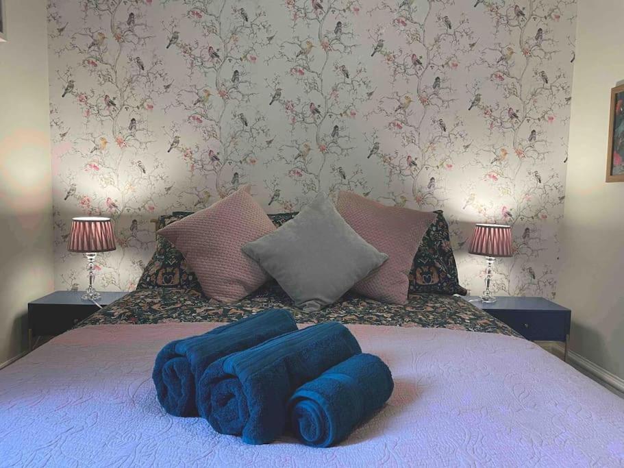 דירות West London Stunning Garden Flat - Period Features מראה חיצוני תמונה